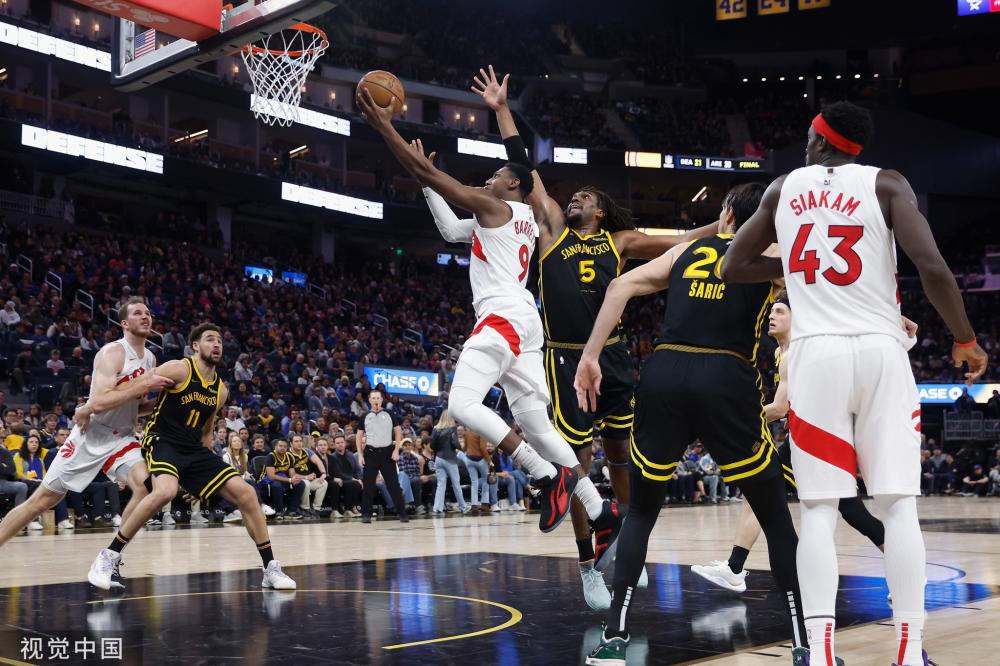 在发布会上 在发布会上